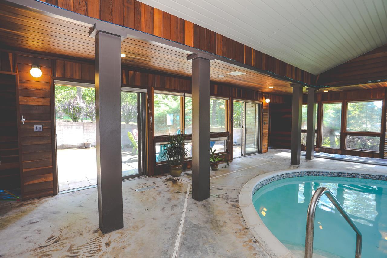 The Lodge At Beaver Lake Bed And Breakfast Rogers Εξωτερικό φωτογραφία