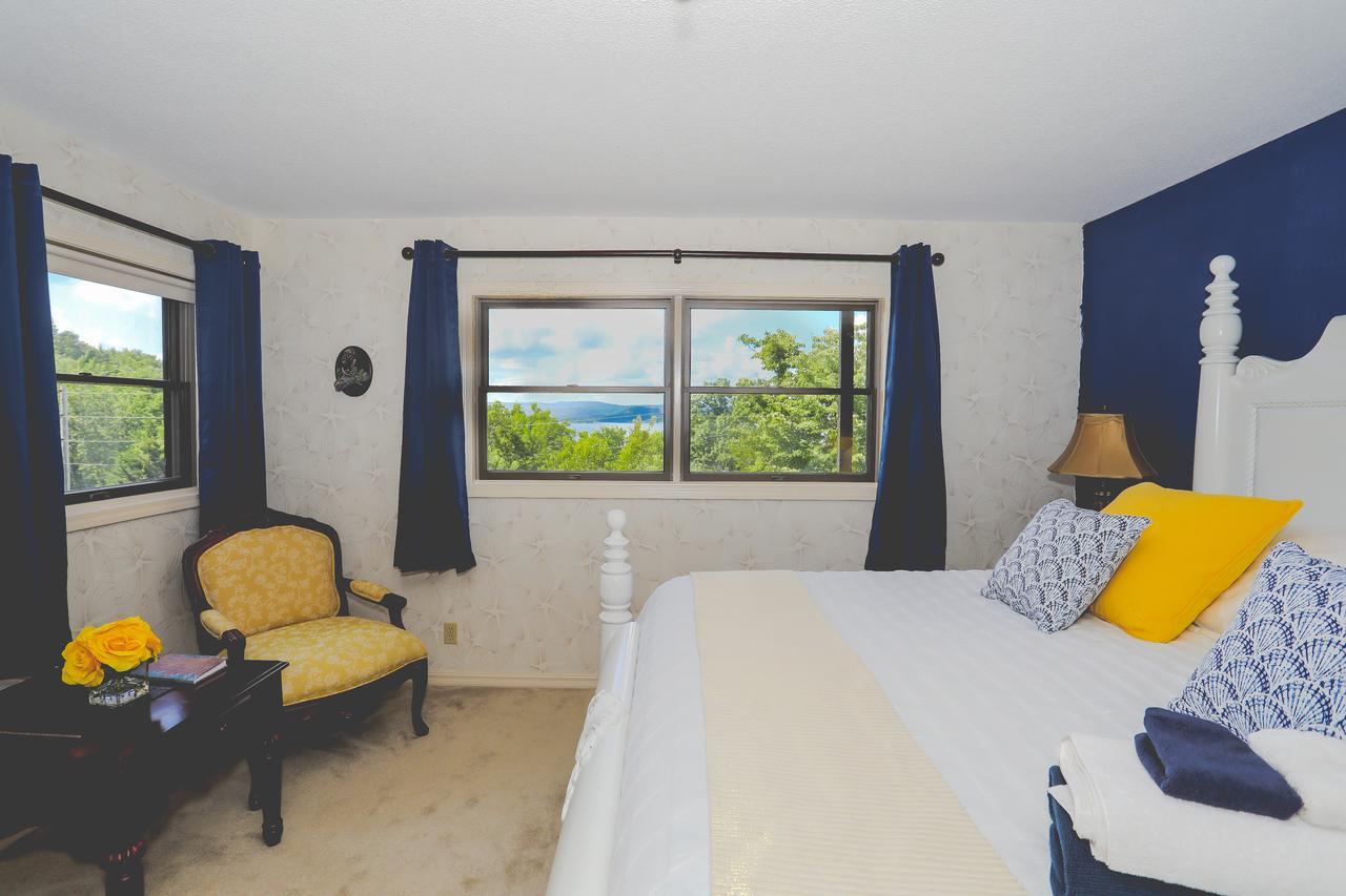 The Lodge At Beaver Lake Bed And Breakfast Rogers Εξωτερικό φωτογραφία