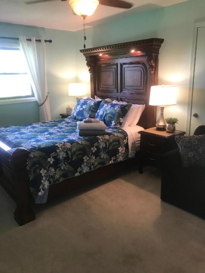 The Lodge At Beaver Lake Bed And Breakfast Rogers Εξωτερικό φωτογραφία